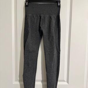 MEDIUM NVGTN Gray Leggings